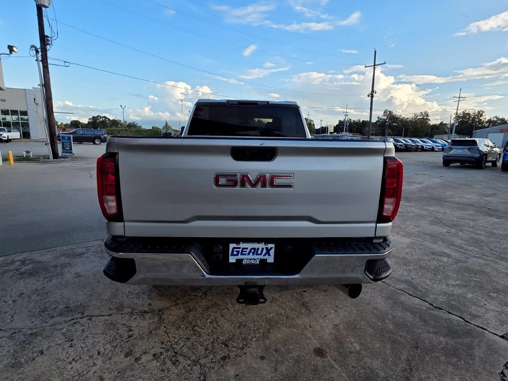 Used 2023 Silver GMC Pro image 8