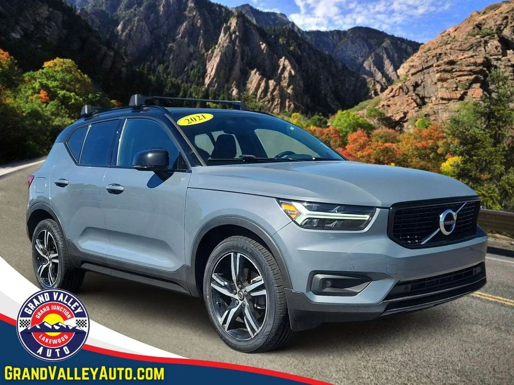 Used 2021 Gray Volvo R-Design image 1