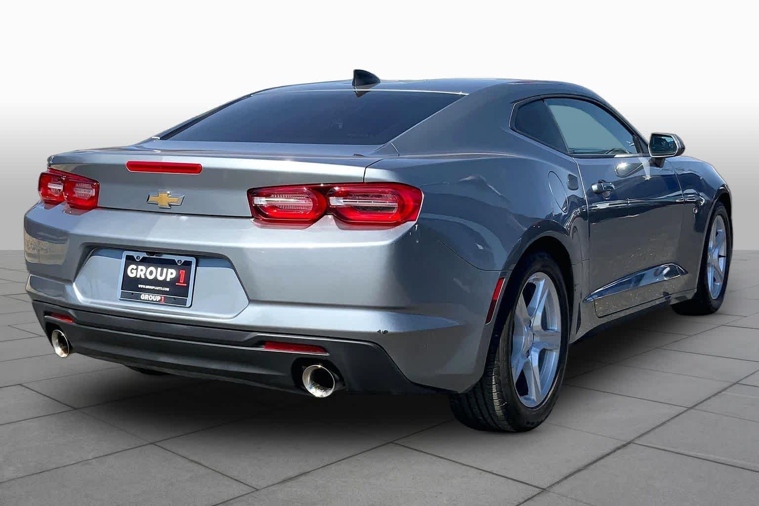 Used 2024 Sharkskin Metallic Chevrolet 1LT image 13