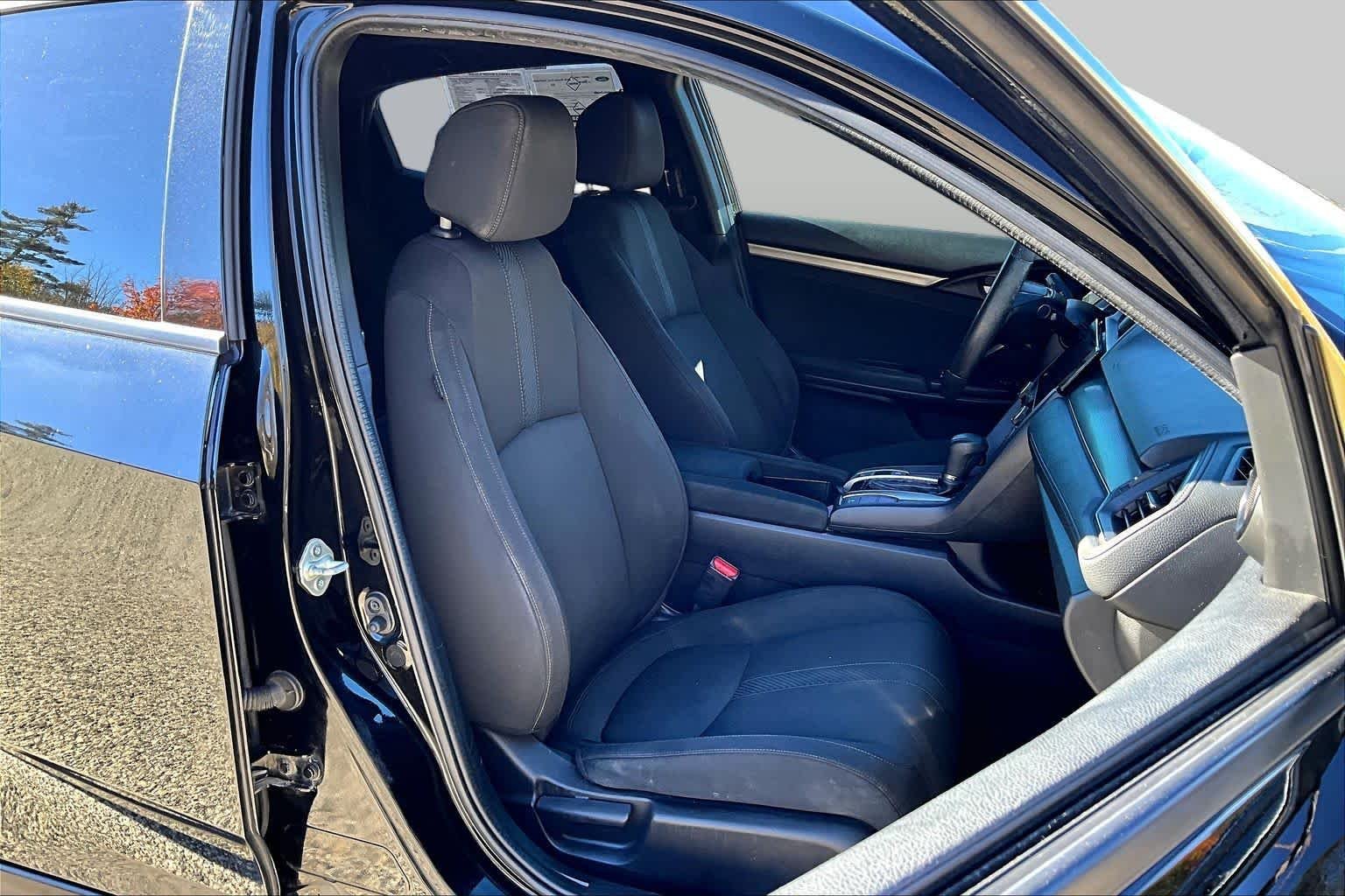 Used 2018 Crystal Black Pearl Honda EX image 8