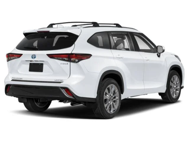 Used 2023  Toyota Limited image 3
