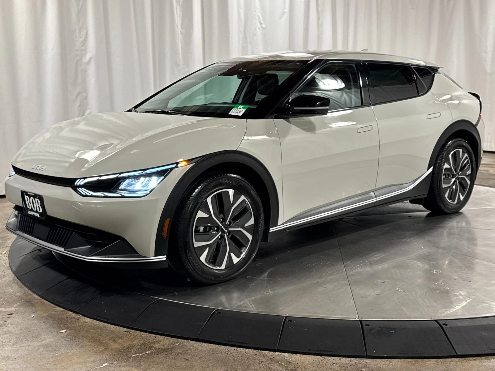 2024 Kia EV6 Light L/R AWD's photo
