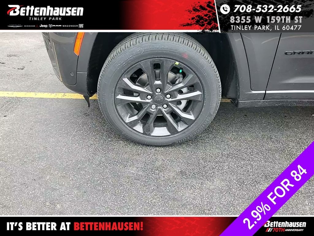 New 2026 Baltic Gray Metallic Clear-Coat Exterior Paint Jeep Limited Reserve image 9