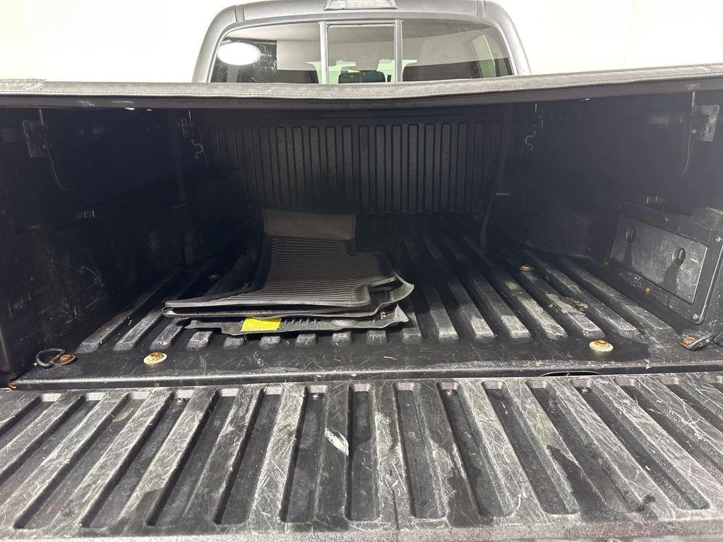 Used 2021 Magnetic Gray Metallic Toyota SR image 19
