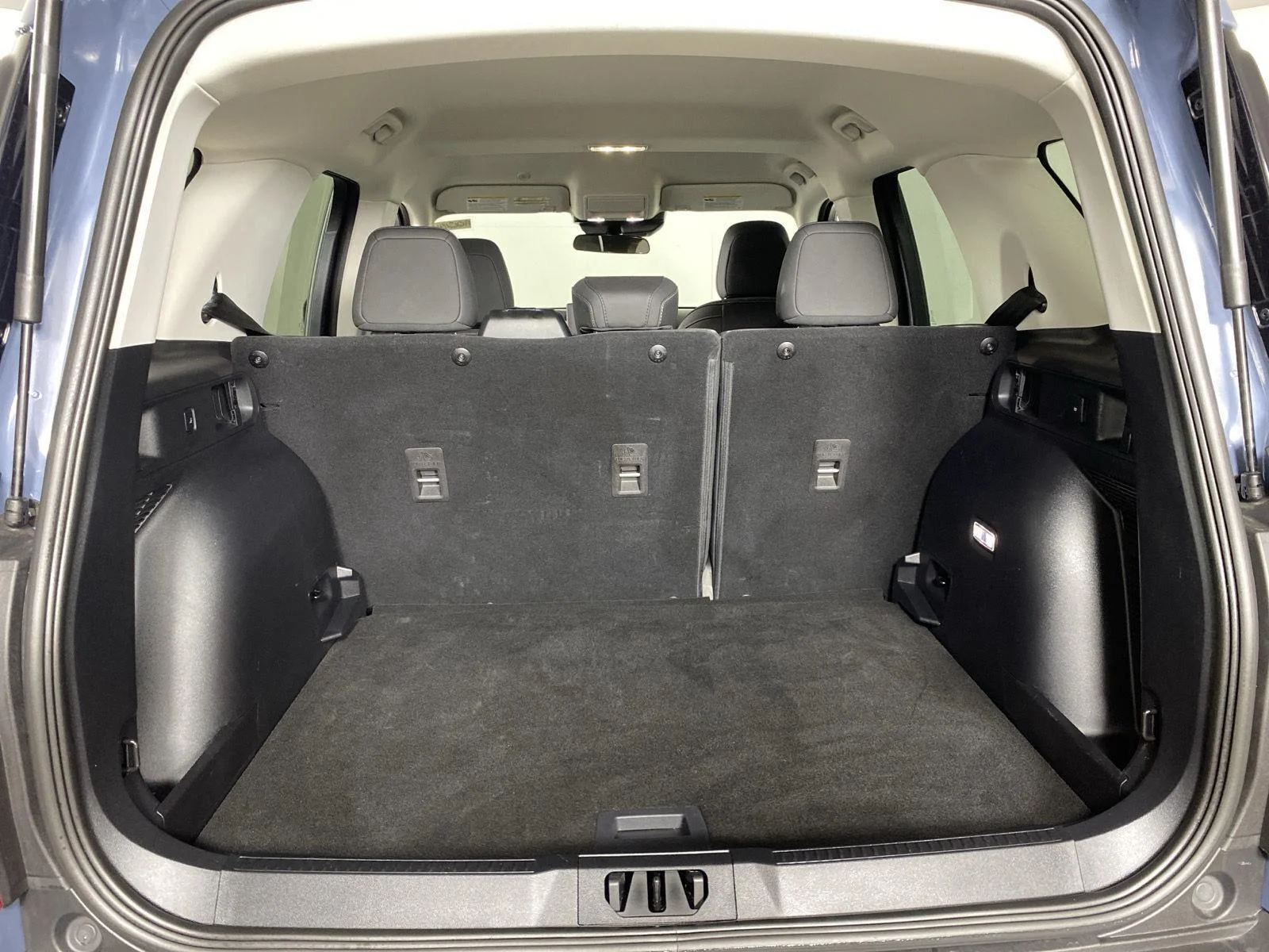 New 2026 Azure Gray Metallic Tri-Coat Ford Big Bend® image 24