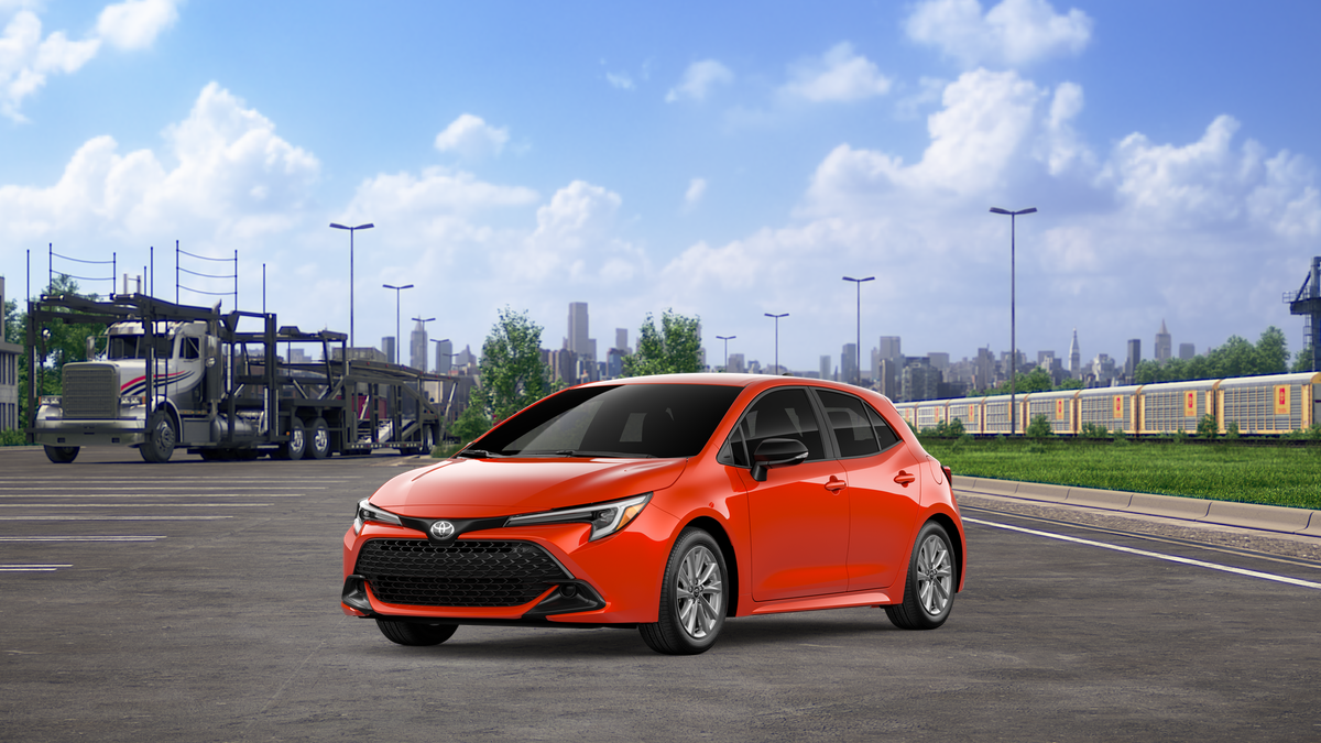 2027 Toyota Corolla Hatchback SE