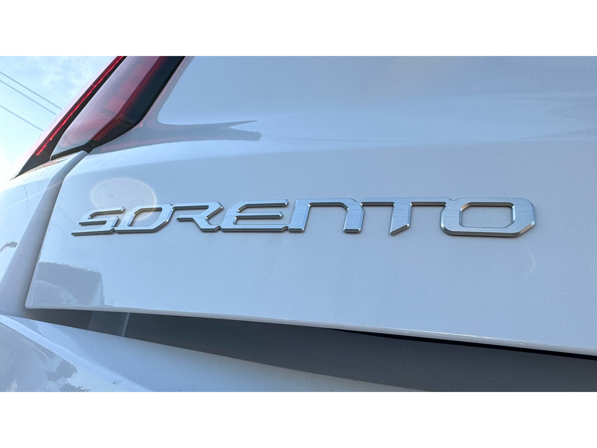 New 2026 Glacial White Pearl Kia S image 6