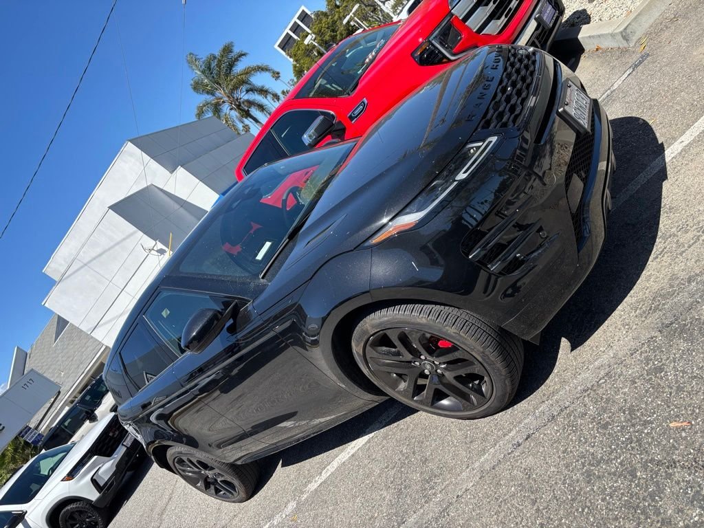 2023 Land Rover Range Rover Evoque R-Dynamic SE's photo