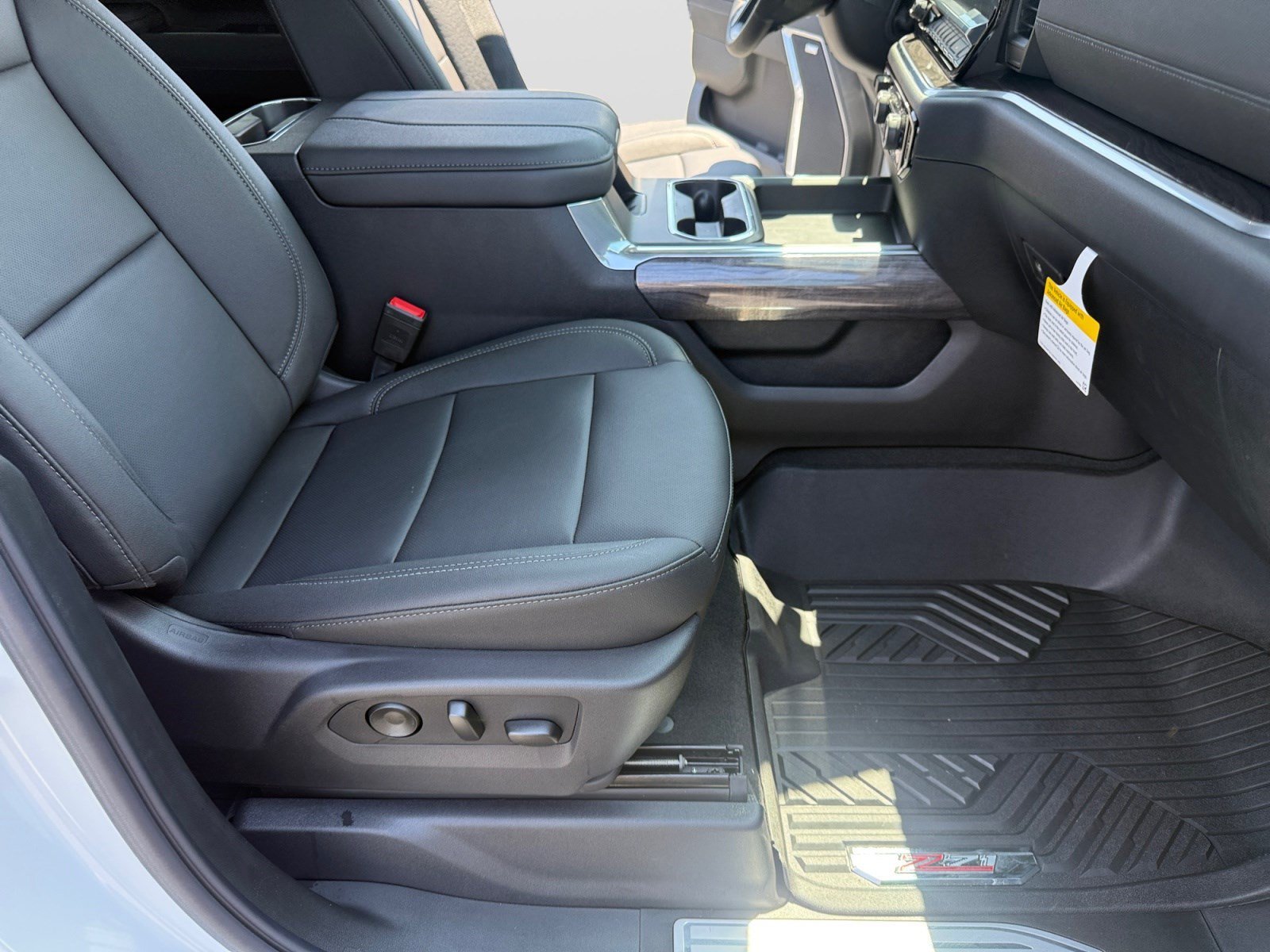 2026 Chevrolet Silverado 2500 HD LTZ - Photo 12