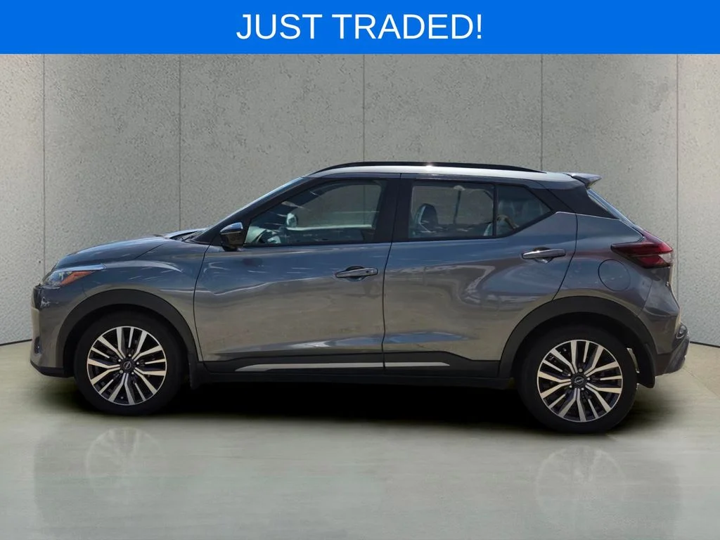 Used 2024 Gray Nissan SR image 2