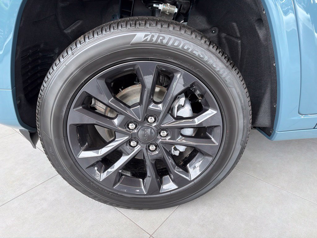New 2026 Steel Blue Exterior Paint Jeep Limited Reserve image 10