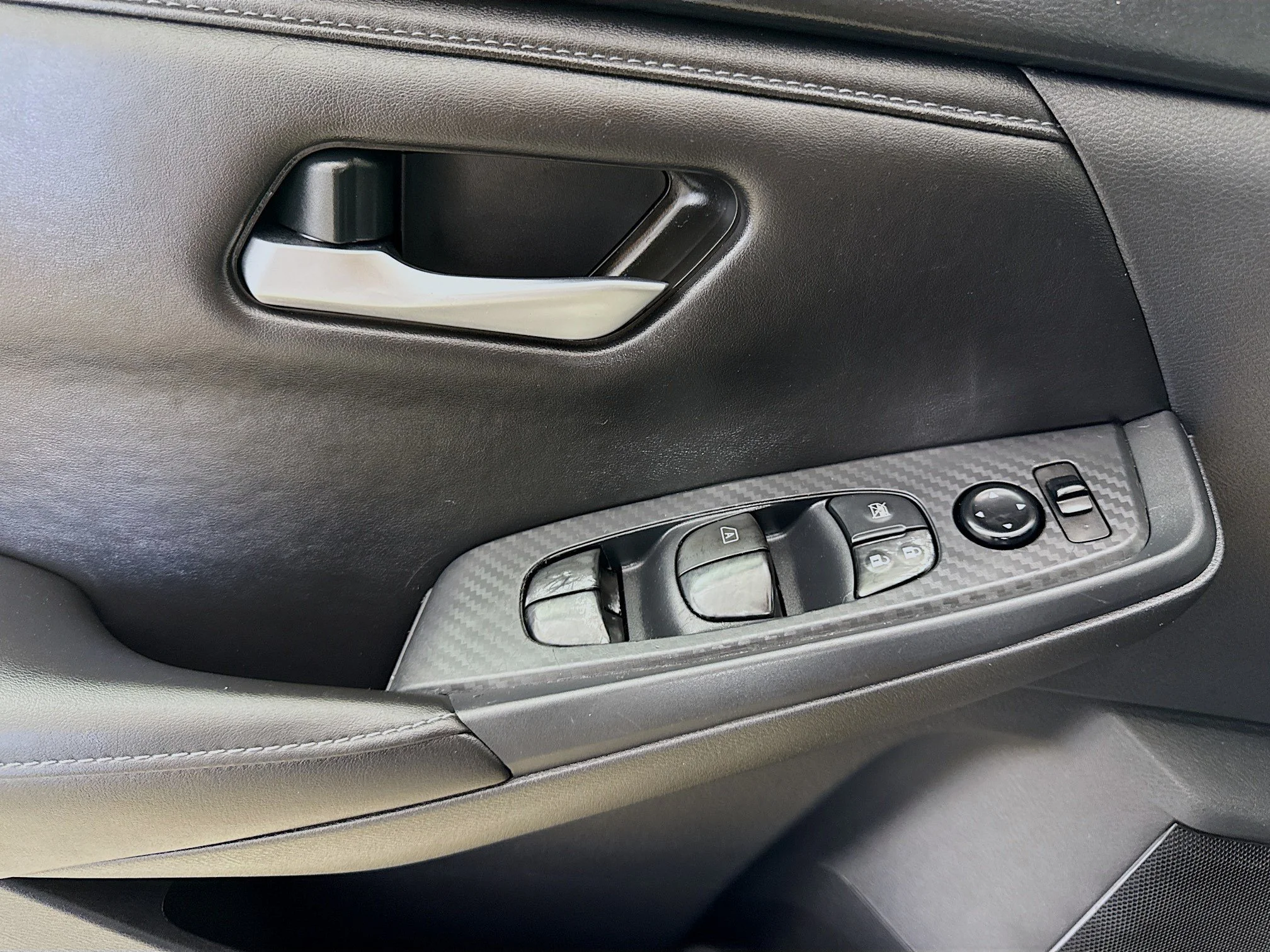 Used 2025 Black Nissan SV image 19