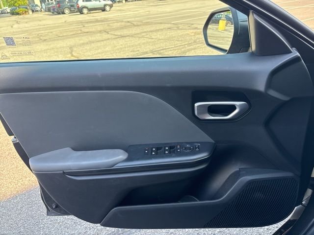 Certified Used 2025 Gray Kia LX image 24