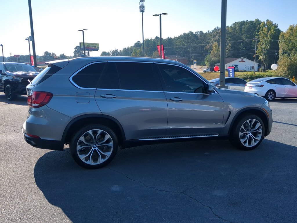 Used 2018 Silver BMW xDrive50i image 4