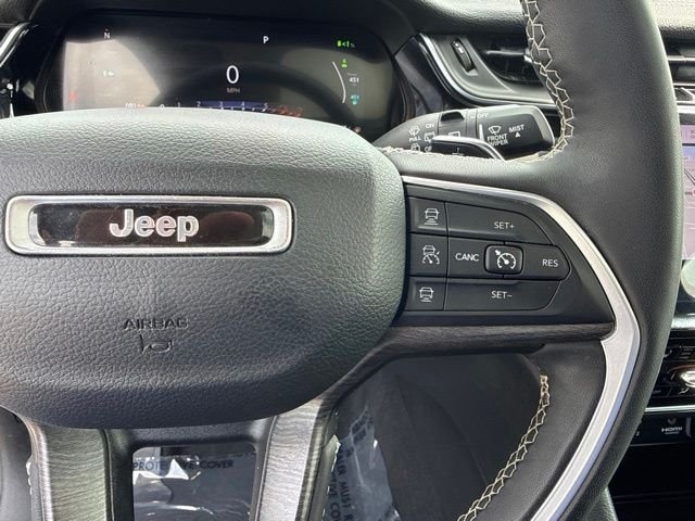 Used 2024 White Jeep 4xe image 30