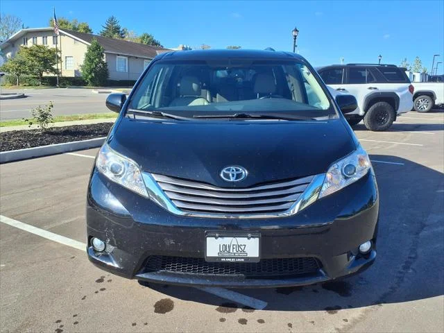 Certified Used 2017 Midnight Black Metallic Toyota XLE 8-Passenger image 62