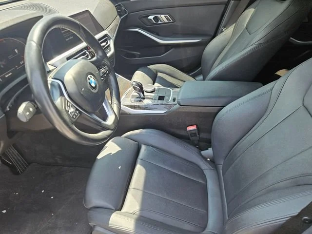 Used 2019 Black BMW 330i image 9