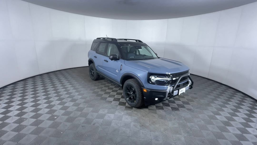 New 2025 Azure Gray Metallic Tri-Coat Ford Outer Banks image 2