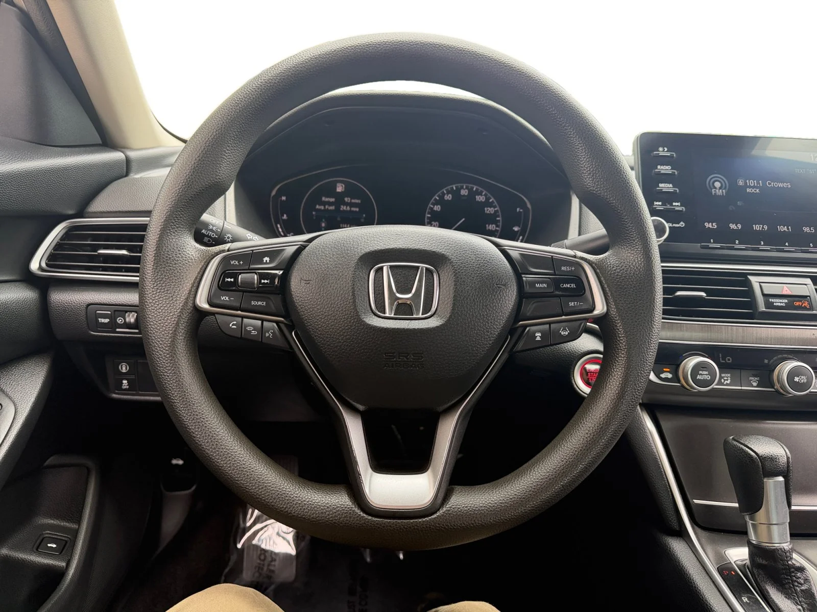 Certified Used 2020 Lunar Silver Metallic Honda LX image 10