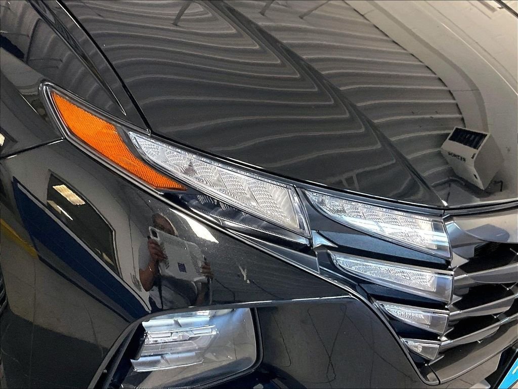 Used 2024 Black Hyundai SEL image 32