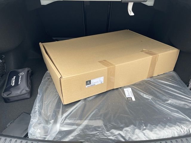 2025 Mercedes-Benz E-Class E350 - Photo 26