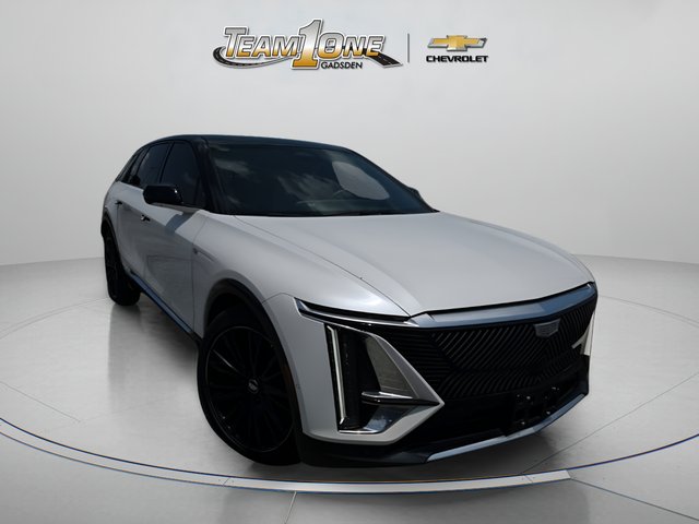 2025 Cadillac LYRIQ Luxury 1