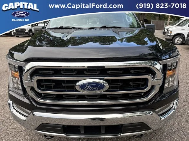 Used 2022 Black Ford XLT image 10