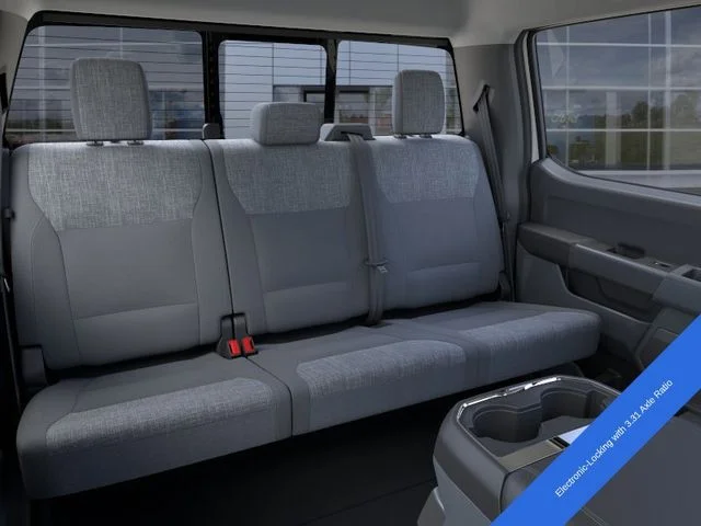 2026 Ford F-250 Super Duty XLT - Photo 13