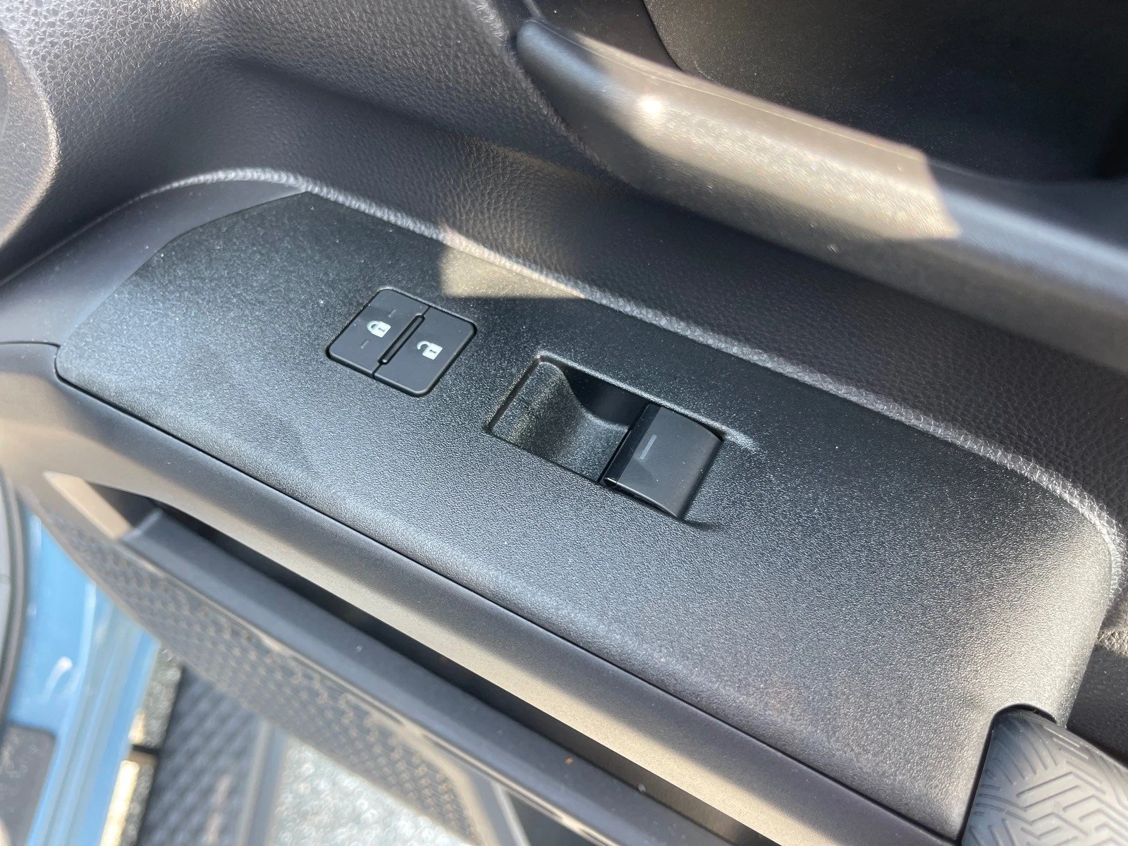 Used 2026 Blue Toyota SR5 image 19