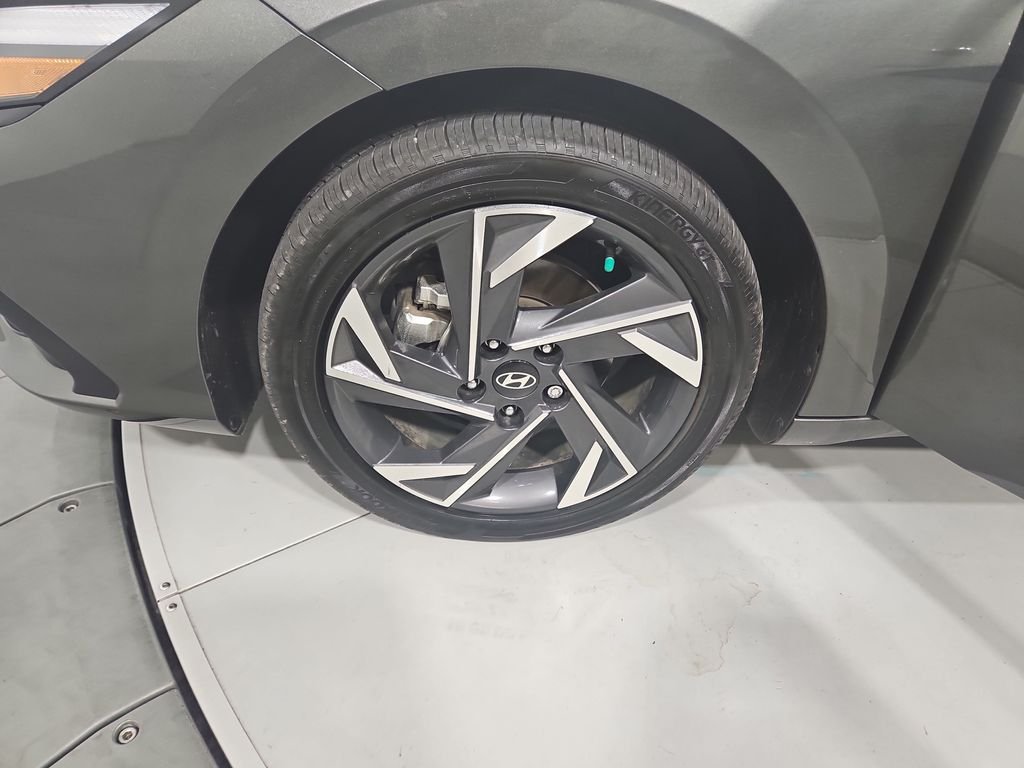 Certified Used 2025 Gray Hyundai Limited image 29