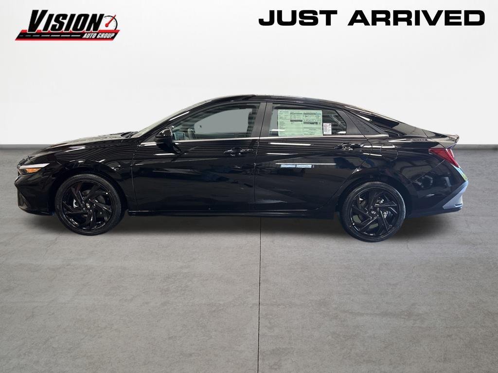 New 2026 Black Hyundai SEL Sport Premium image 2