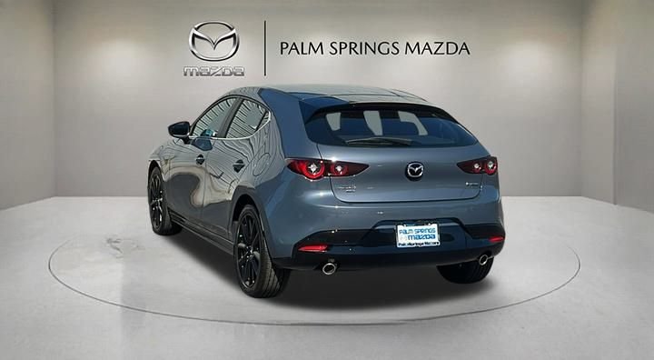 2025 Mazda Mazda3 Carbon Edition - Photo 6