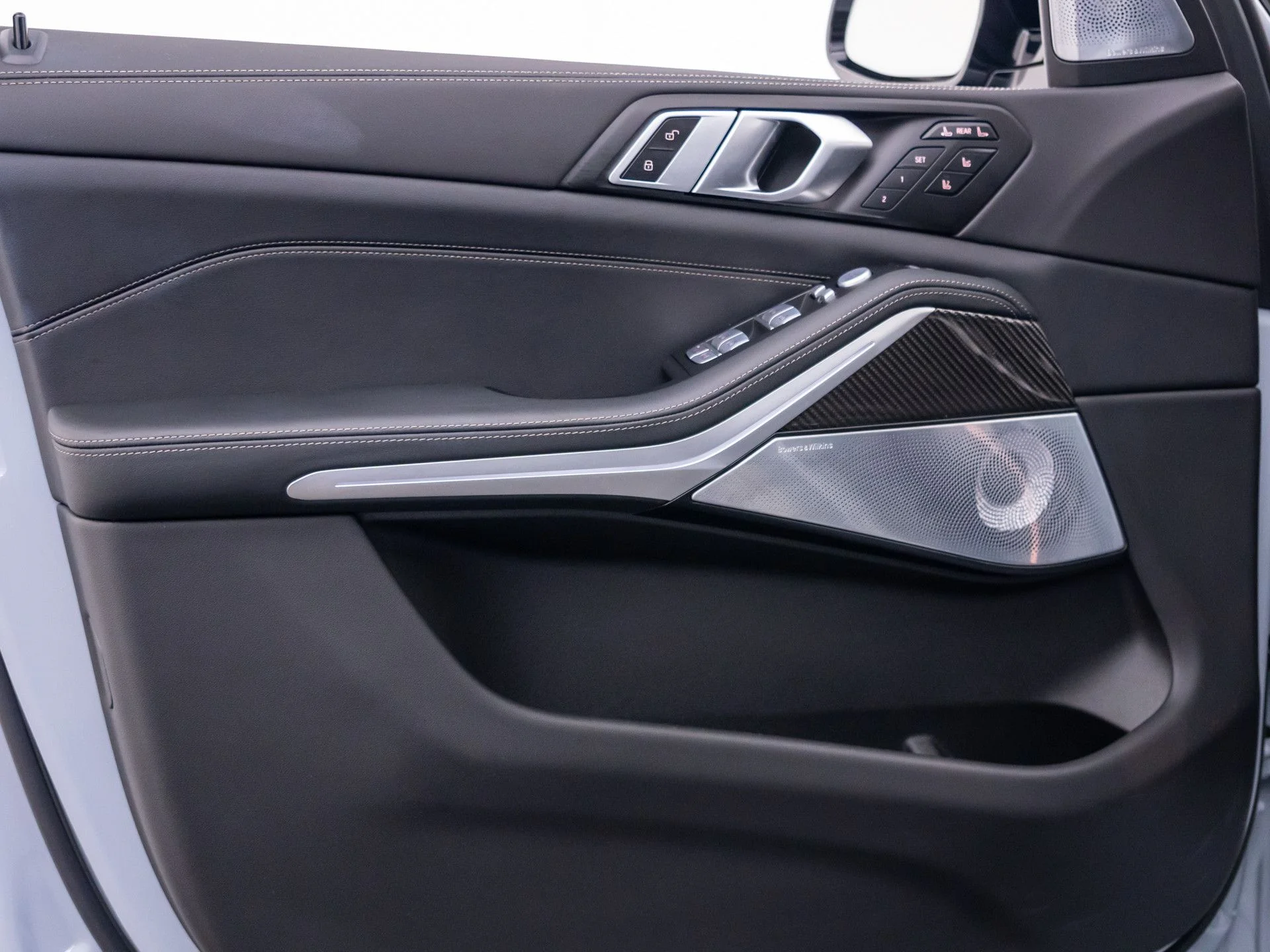 Certified Used 2025 Gray BMW M60i image 14