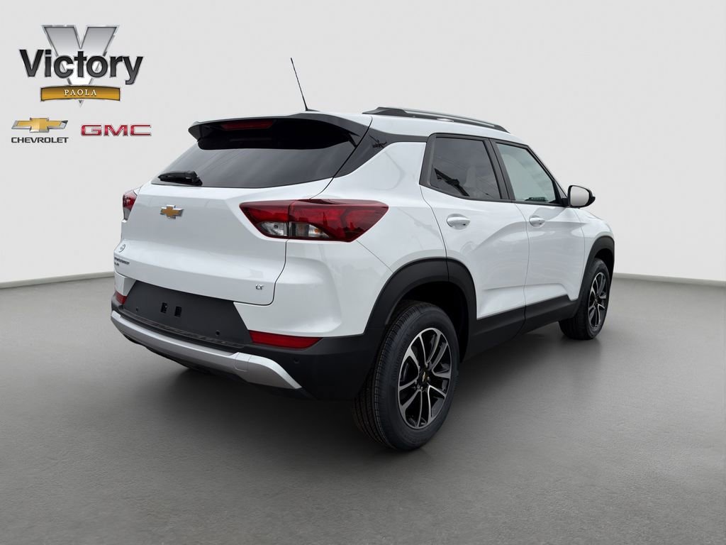 New 2026 Summit White Chevrolet LT image 6