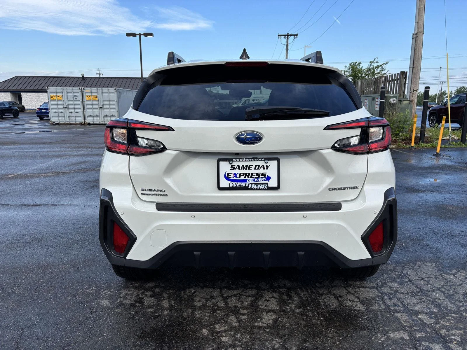 Used 2024 Crystal White Pearl Subaru Limited image 6