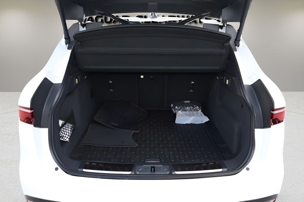 2026 Jaguar F-Pace R-Dynamic S - Photo 27