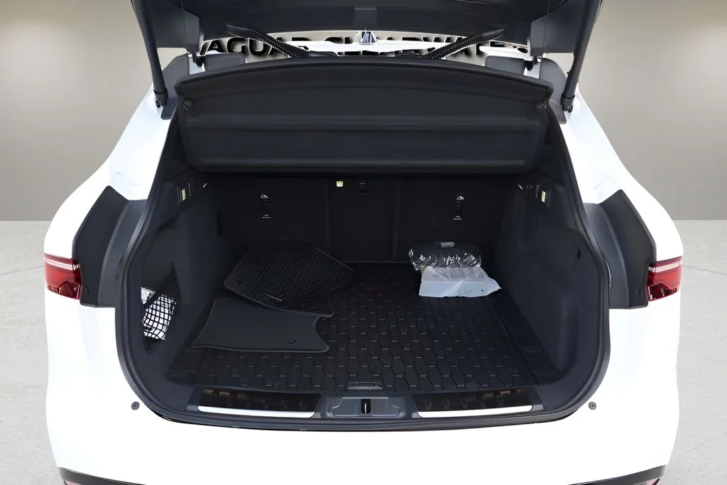 2026 Jaguar F-Pace R-Dynamic S - Photo 27