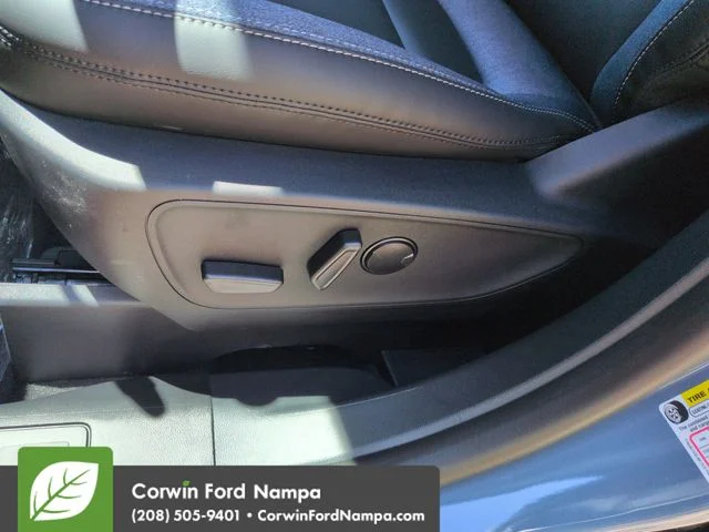New 2026 Azure Gray Metallic Tri-Coat Ford Outer Banks image 24