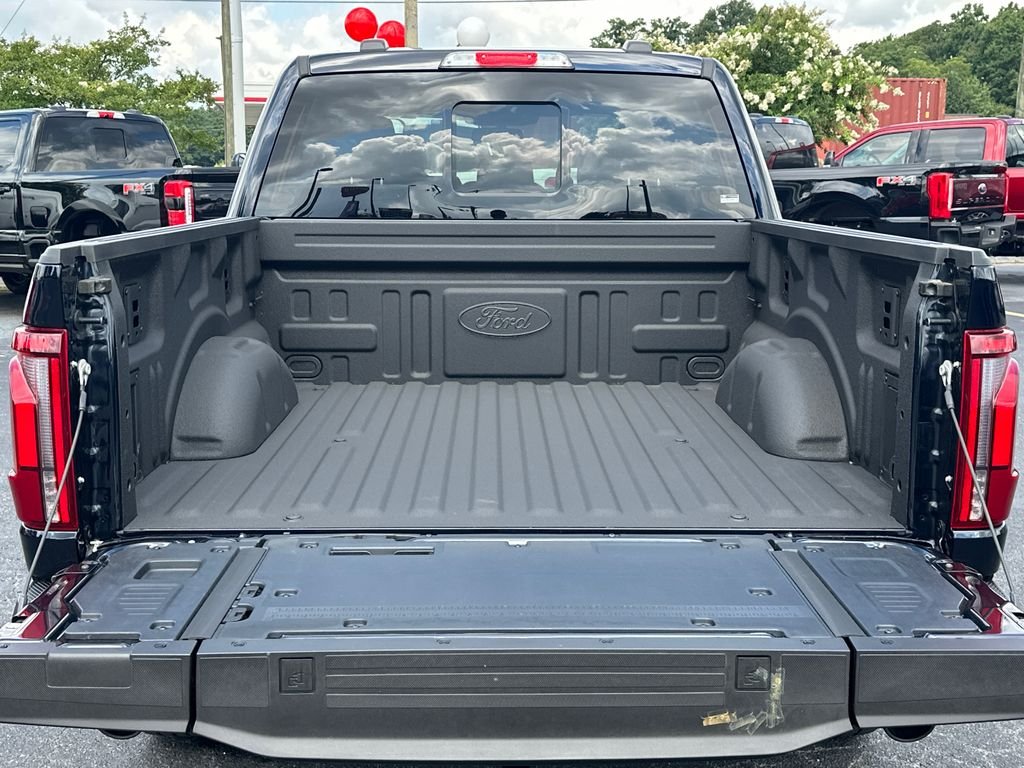 New 2026 Blue Ford Lariat image 18