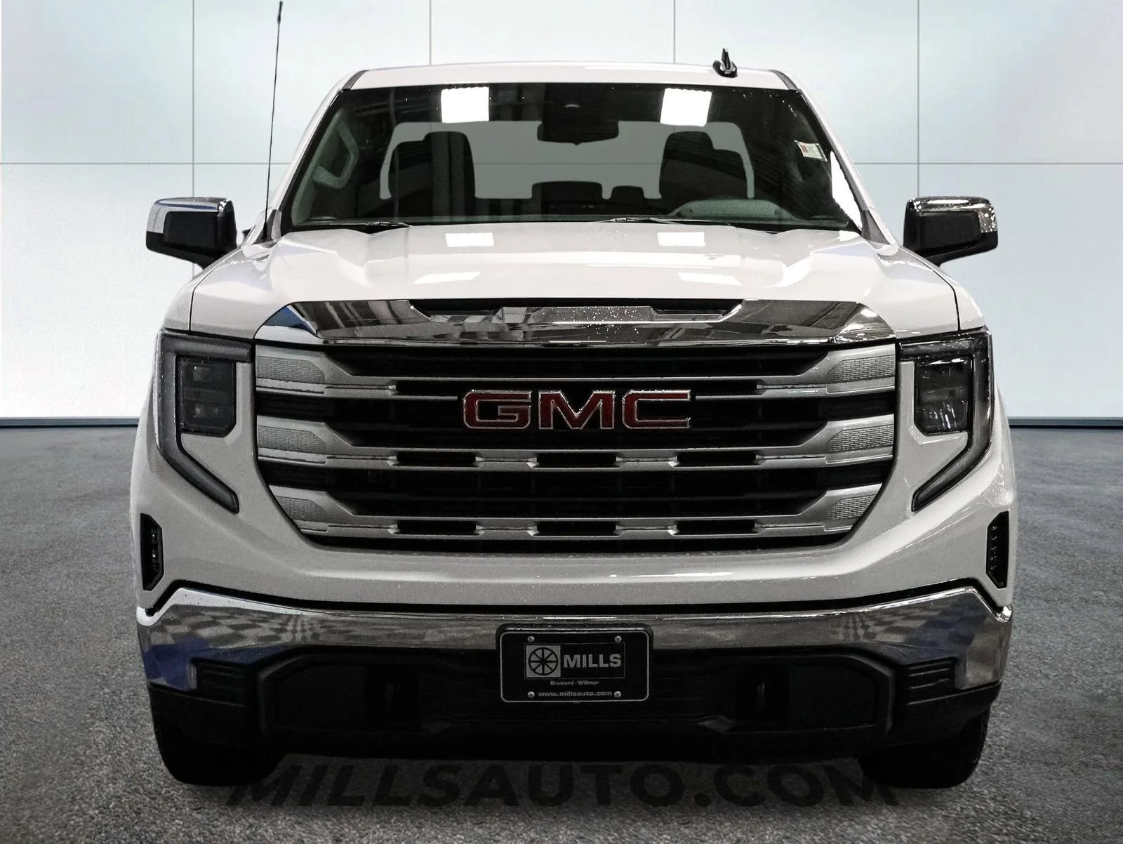2026 GMC Sierra 1500 SLE - Photo 12