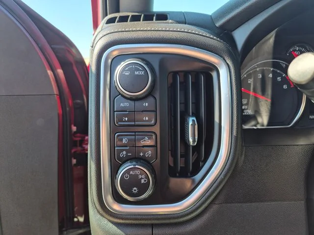 Used 2021 Red Chevrolet RST image 17