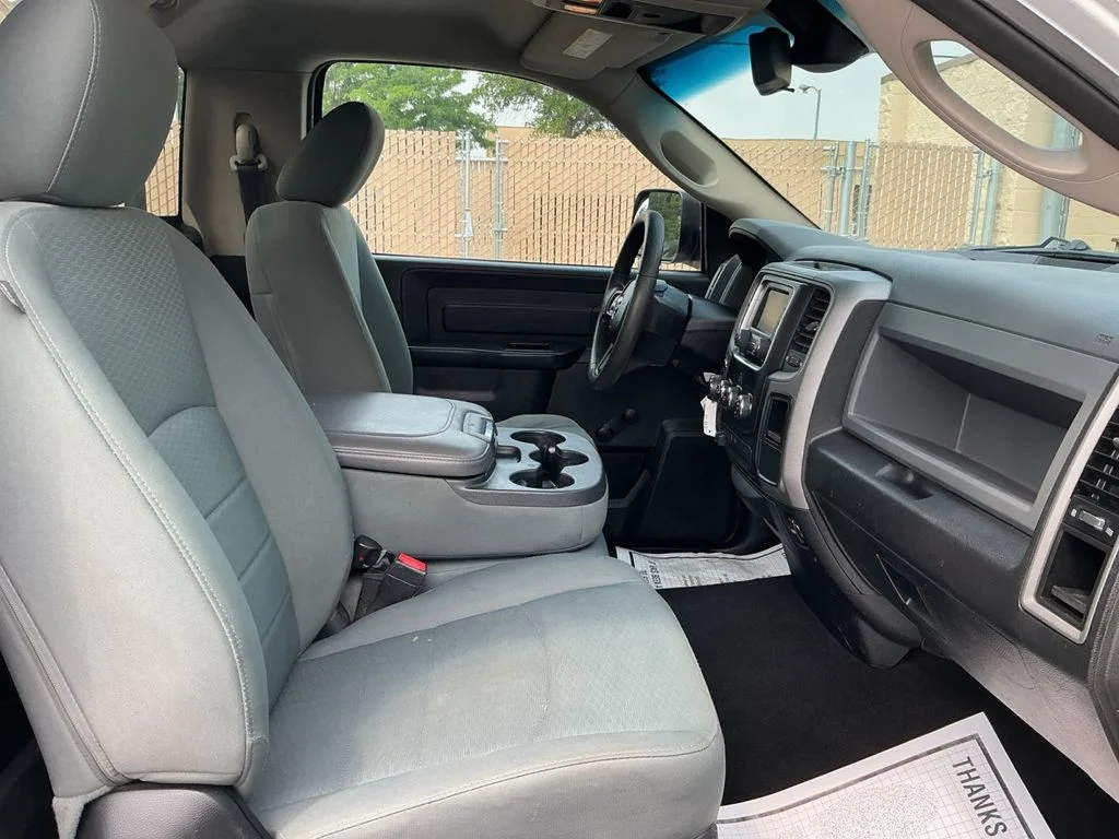 Used 2015 White Ram Tradesman image 25