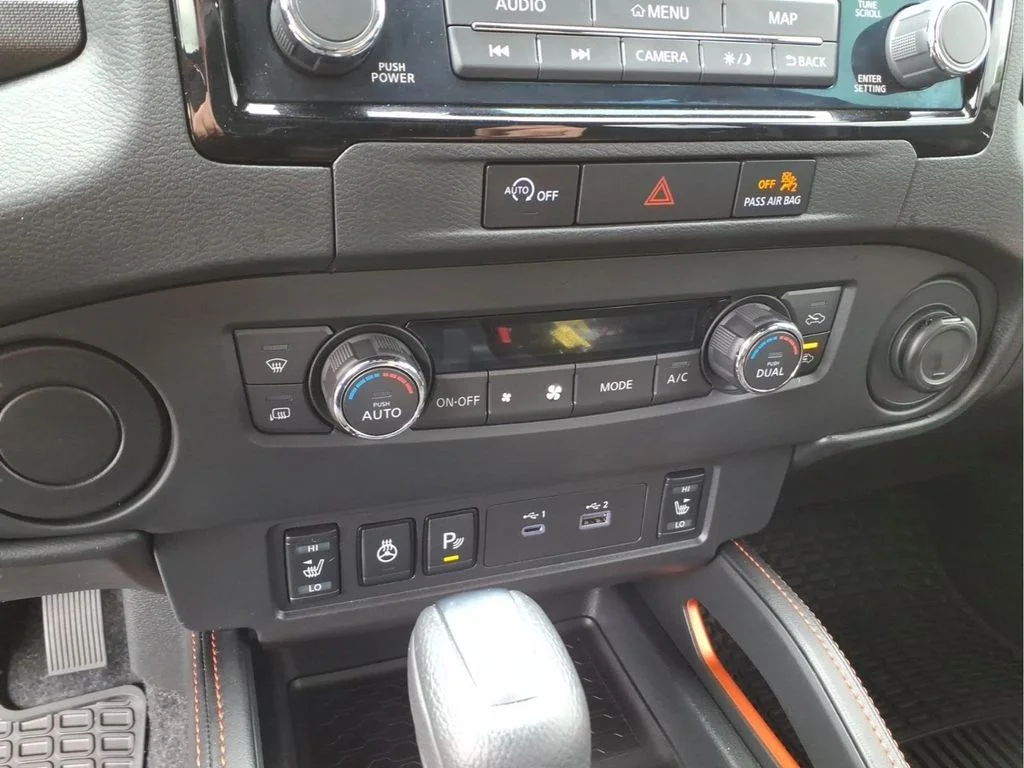 Used 2024 Red Nissan PRO-X image 27