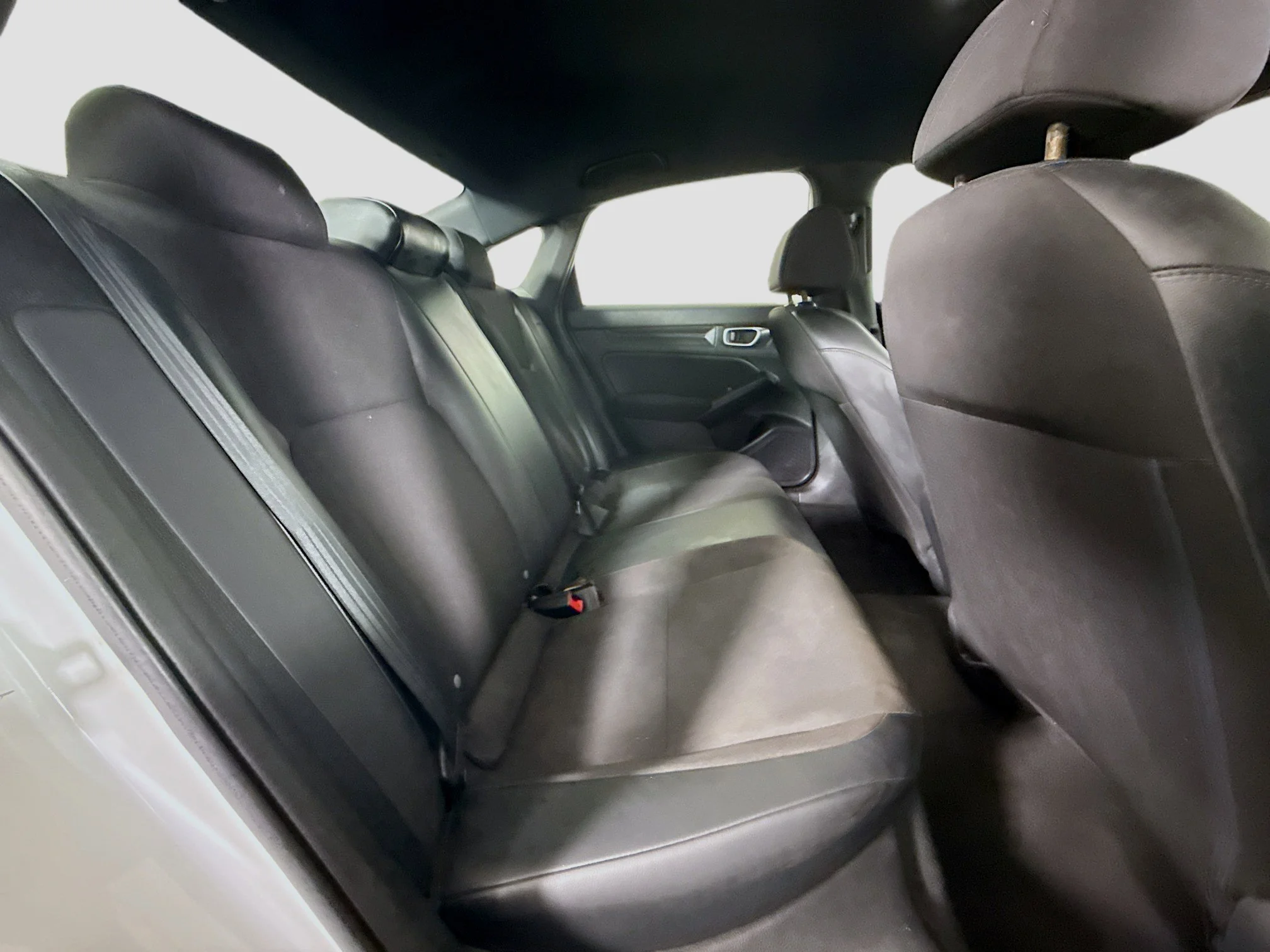 Used 2023 Platinum White Pearl Honda Sport image 23