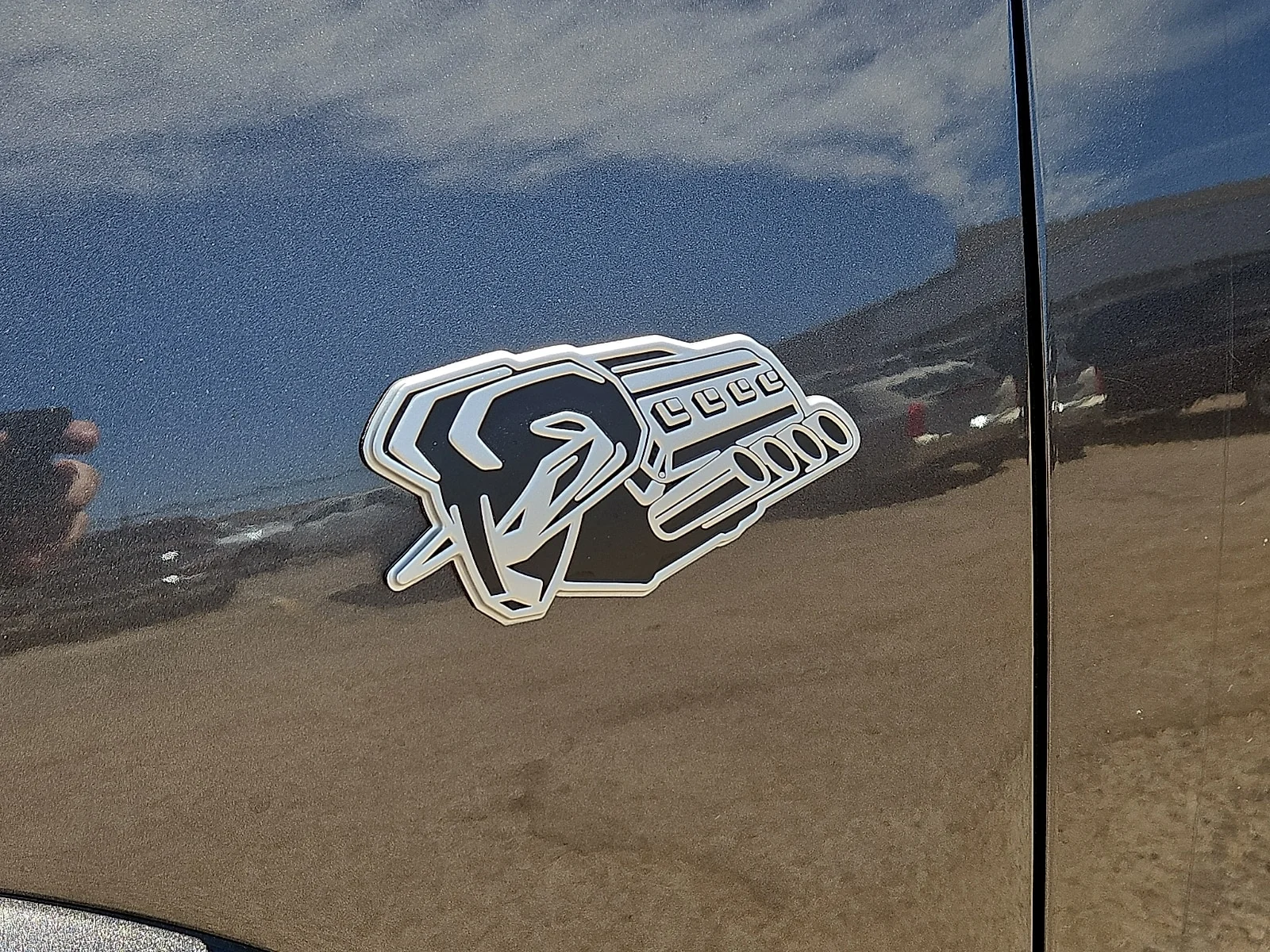 New 2026 PAU Granite Cry Ram LARAMIE CREW CAB 4X4 5
