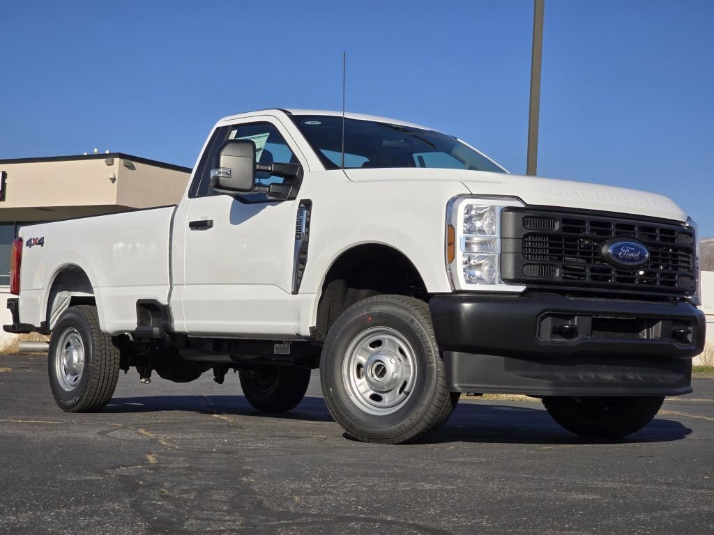 New 2026 Oxford White Ford XL image 2