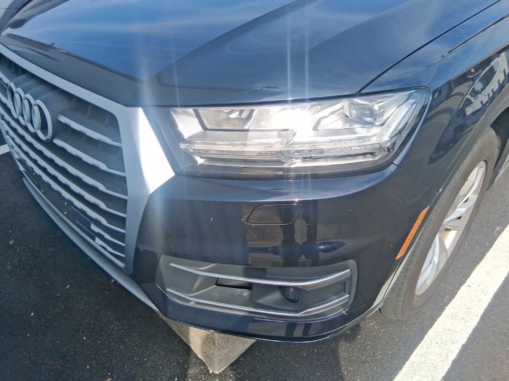 Used 2017  Audi 3.0T Premium Plus image 2