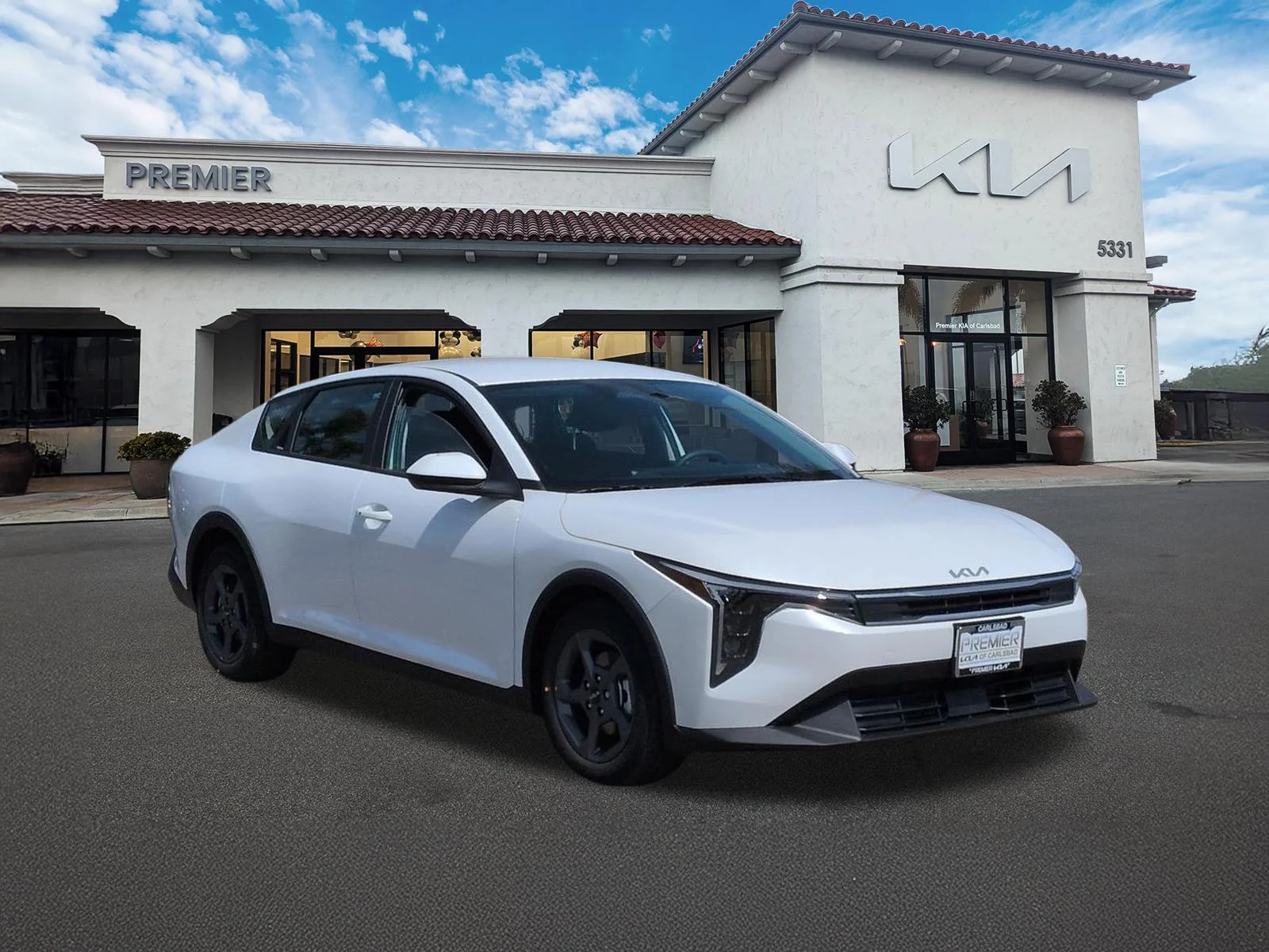 New 2026 Snow White Pearl Kia LXS image 2