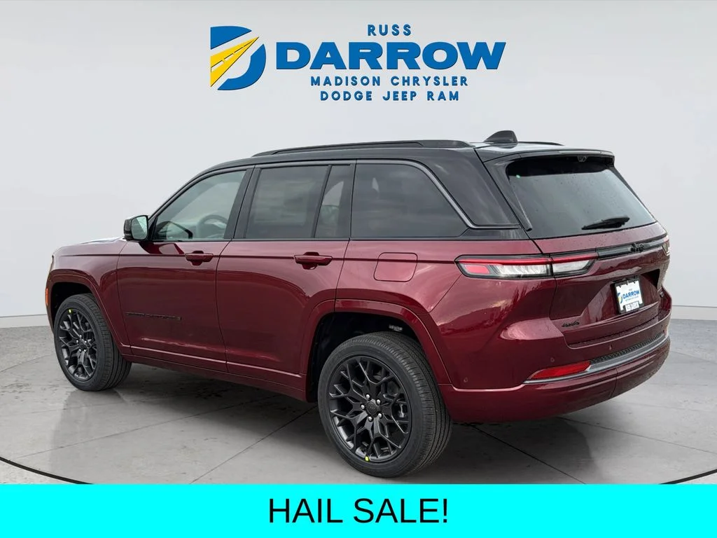 New 2026 Velvet Red Pearl-Coat Exterior Paint Jeep Summit image 3