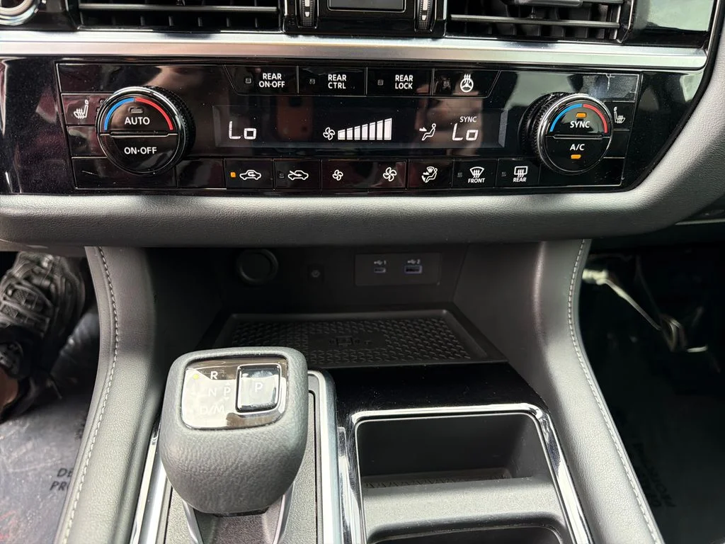 2023 Nissan Pathfinder SL - Photo 29